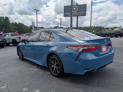 Used 2023 Toyota Camry SE w/ Convenience Package FWD image 7