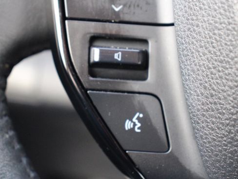 Used 2023 Toyota bZ4X XLE image 23