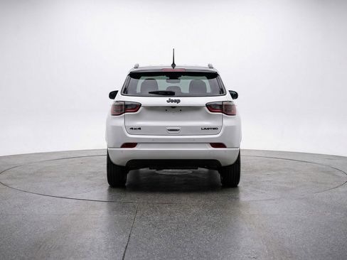 Used 2025 Jeep Compass Limited AWD/4WD image 7