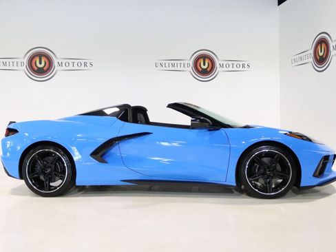 Used 2023 Chevrolet Corvette Stingray Preferred Conv w/ Battery Protection Package RWD image 8