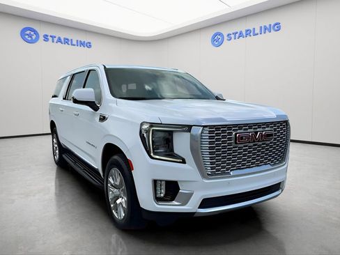 Used 2024 GMC Yukon XL Denali RWD image 7