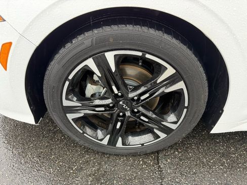 Used 2023 Kia K5 GT-Line image 12