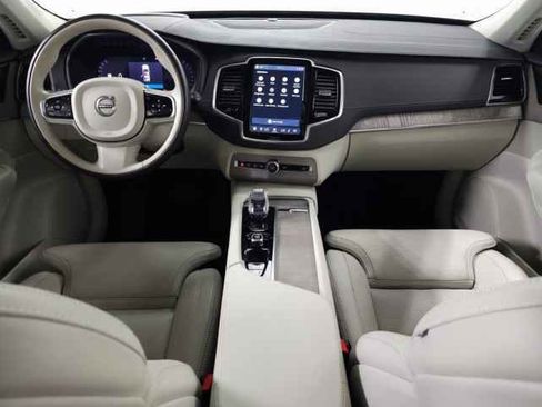 Certified 2024 Volvo XC90 B6 Ultimate w/ Protection Package Premier image 16