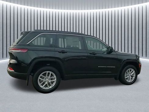 New 2025 Jeep Grand Cherokee Laredo X w/ Luxury Tech Group I image 7