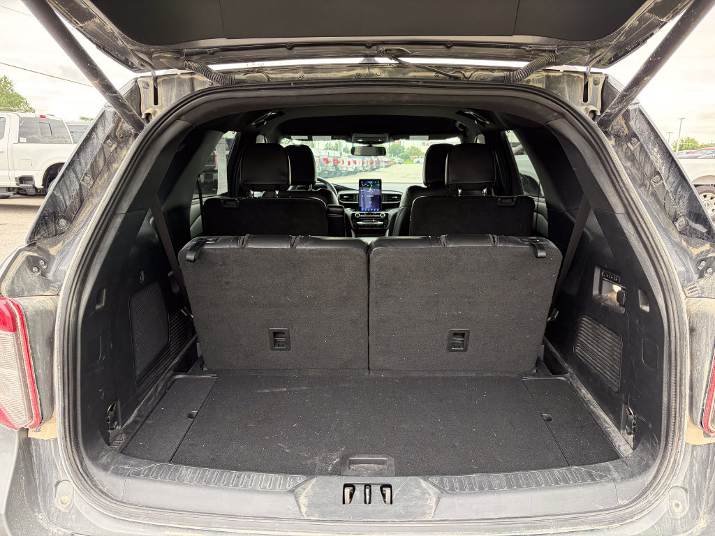 Used 2023 Ford Explorer ST w/ Equipment Group 401A AWD/4WD image 16