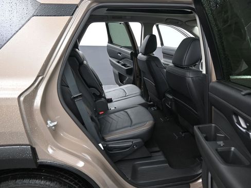 Used 2024 Nissan Pathfinder Platinum w/ Cargo Package AWD/4WD image 28
