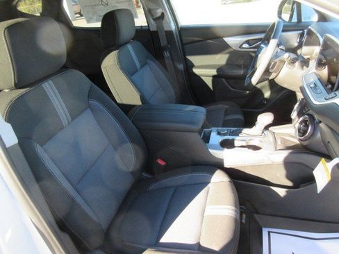 New 2026 Chevrolet Blazer LT image 13