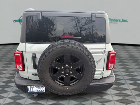 Used 2024 Ford Bronco Black Diamond image 25