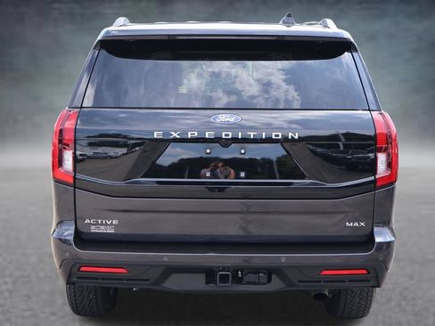 Used 2025 Ford Expedition Max Active AWD/4WD image 22