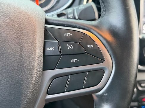 Used 2020 Jeep Cherokee Limited AWD/4WD image 23