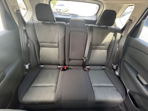 Used 2025 Nissan Rogue SV image 40