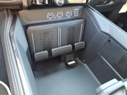 New 2026 RAM 1500 Limited AWD/4WD image 25