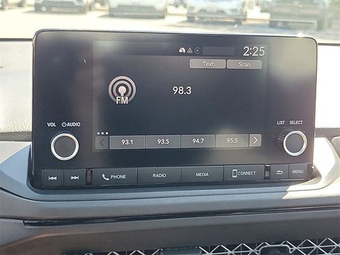 Used 2023 Honda Accord EX image 8