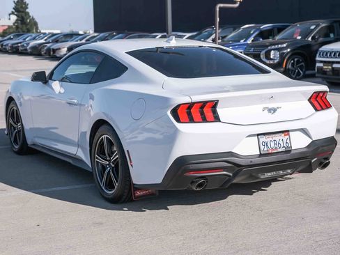 Used 2024 Ford Mustang Coupe RWD image 6
