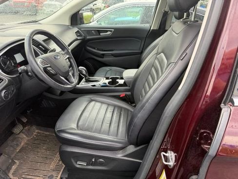 Used 2018 Ford Edge SEL w/ Equipment Group 201A FWD image 9