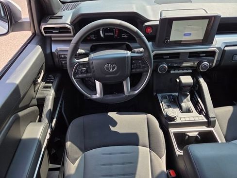 Used 2026 Toyota Tacoma TRD Off-Road AWD/4WD image 4