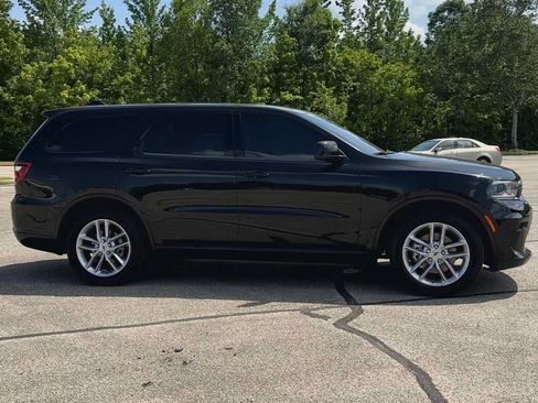 Used 2023 Dodge Durango GT RWD image 9