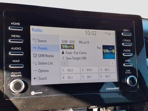 Used 2023 Toyota Camry SE image 19