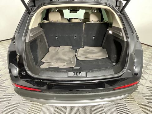 Used 2024 Lincoln Corsair AWD image 30