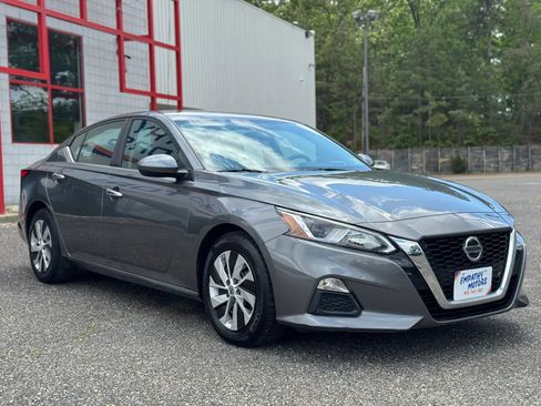 Used 2019 Nissan Altima 2.5 S FWD image 7