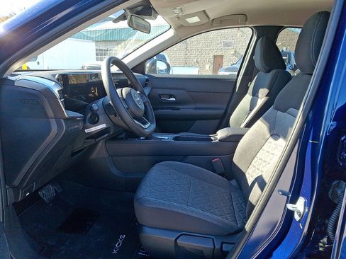 Used 2026 Nissan Kicks SV w/ Cold Weather Package image 11