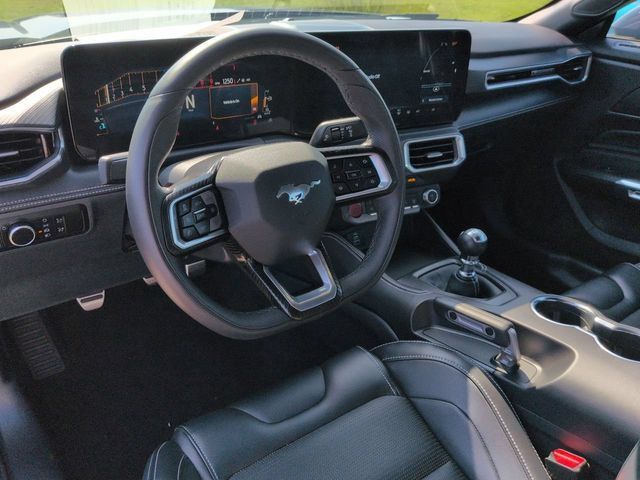 Used 2025 Ford Mustang GT Premium w/ GT Performance Package RWD image 12