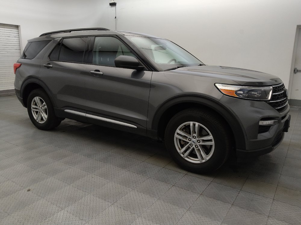 Used 2023 Ford Explorer XLT w/ Equipment Group 202A AWD/4WD image 11