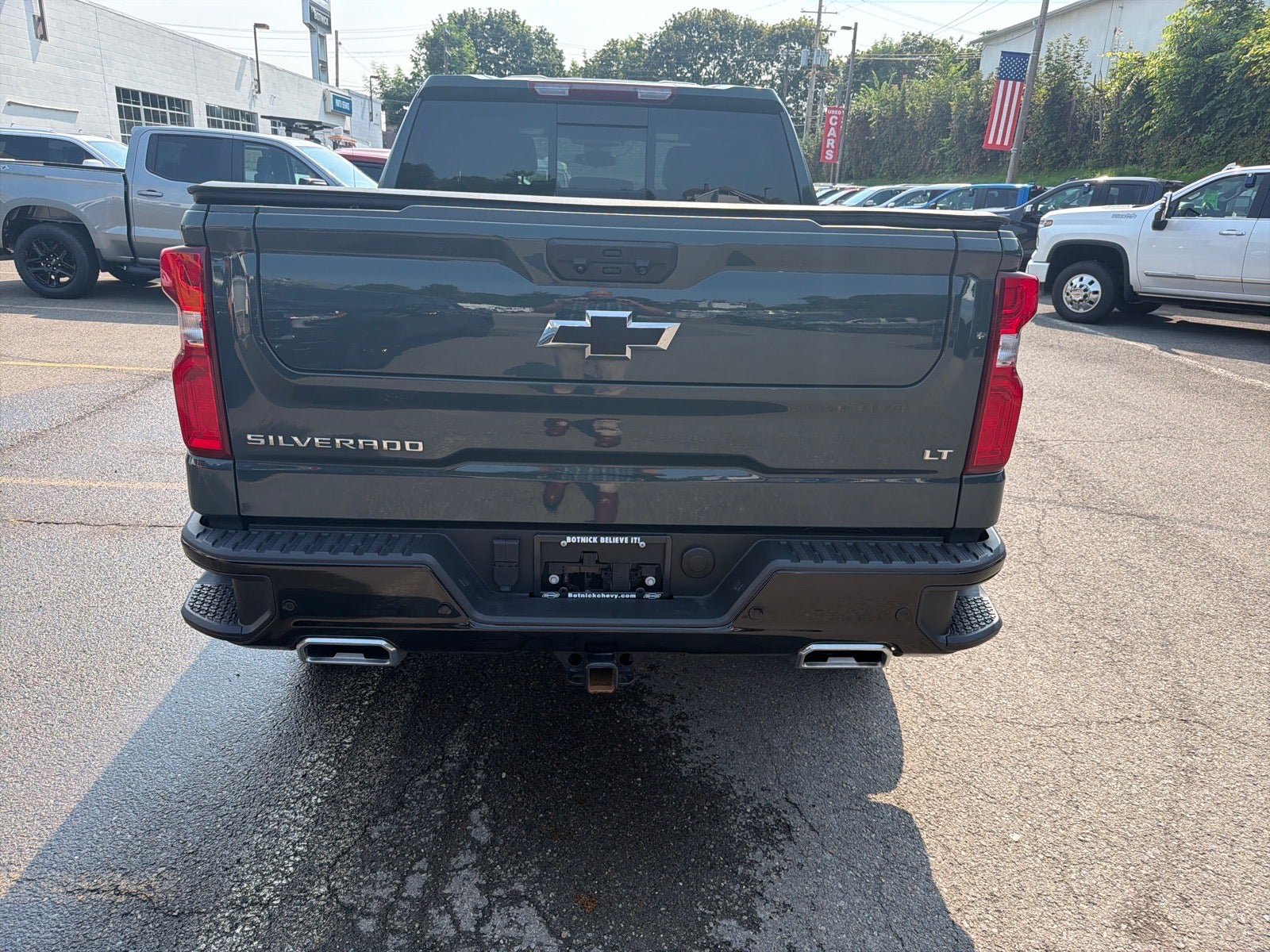 Used 2025 Chevrolet Silverado 1500 LT Trail Boss w/ LT Trail Boss Premium Package AWD/4WD image 10