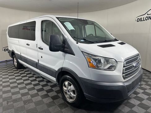 Used 2017 Ford Transit 350 XLT RWD image 11