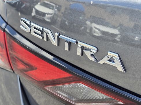 Used 2025 Nissan Sentra SV w/ SV Premium Package FWD image 6