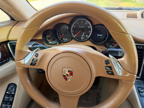 Used 2010 Porsche Panamera Turbo image 28