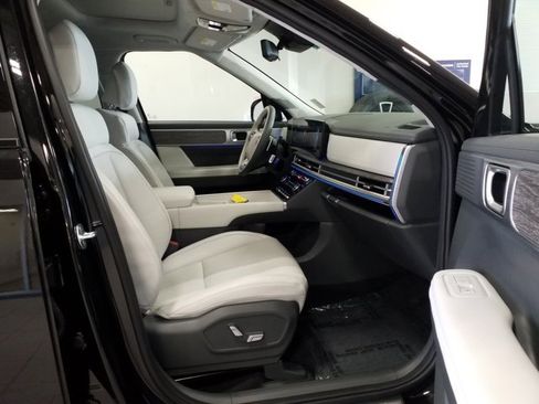 Certified 2026 Hyundai Santa Fe Calligraphy w/ Tow & Go Package image 16