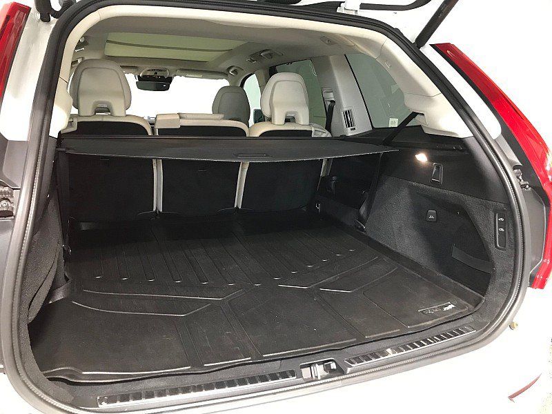 Used 2016 Volvo XC90 T6 Inscription w/ Vision Package AWD/4WD image 29
