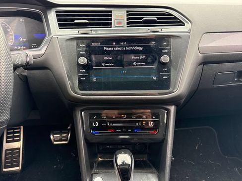 Used 2023 Volkswagen Tiguan SE R-Line AWD/4WD image 26