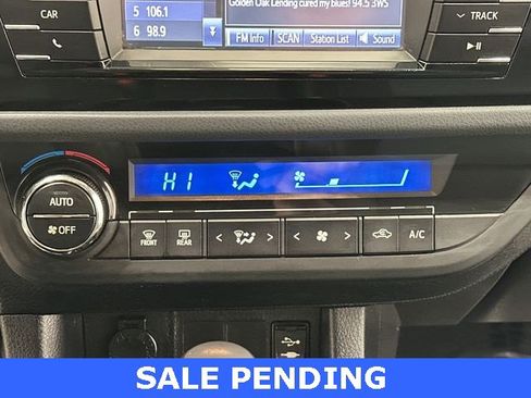 Used 2015 Toyota Corolla S image 13