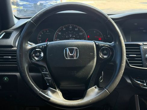Used 2016 Honda Accord Sport image 7