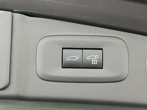 Used 2024 Lexus RZ 450e Premium w/ Technology Package AWD/4WD image 32