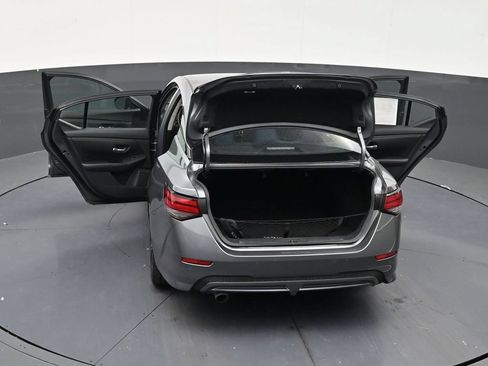 Used 2022 Nissan Sentra SR w/ Electronics Package FWD image 33