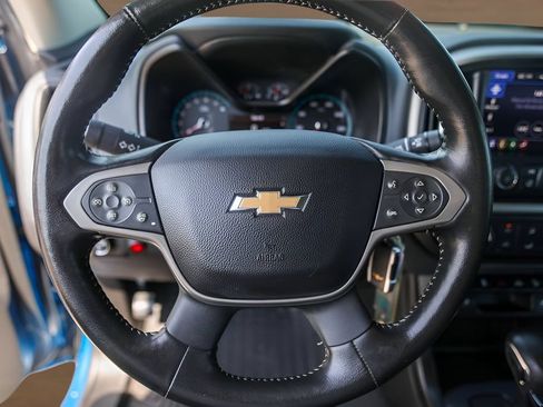 Used 2022 Chevrolet Colorado Z71 RWD image 12