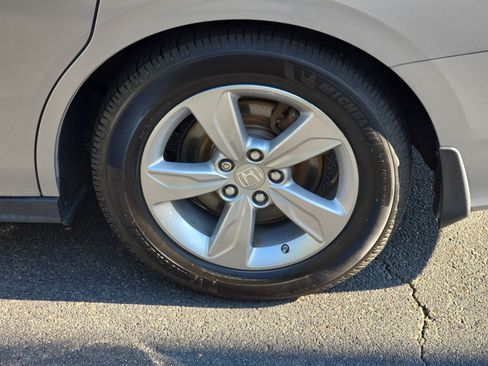 Used 2018 Honda Odyssey EX-L image 34
