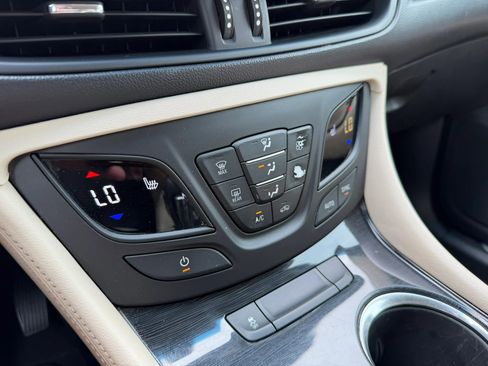 Used 2018 Buick Envision Preferred FWD image 14