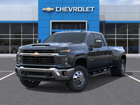 New 2026 Chevrolet Silverado 3500 LT w/ All Star Edition AWD/4WD image 6