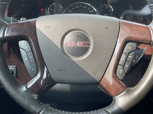 Used 2019 GMC Savana 2500 Extended w/ Enhanced Convenience Package image 10