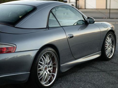 Used 2001 Porsche 911 Carrera 4 image 13