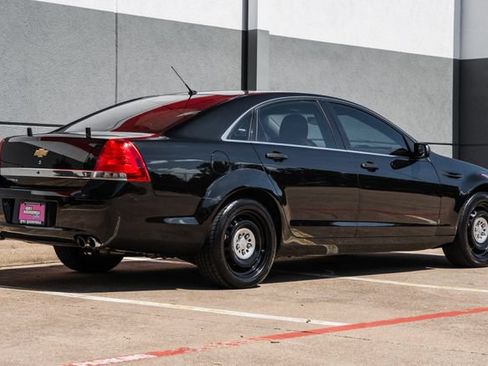 Used 2015 Chevrolet Caprice RWD image 6