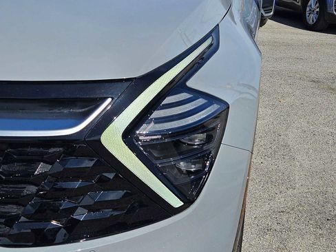 Certified 2024 Kia Sportage SX image 11