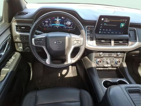 Used 2022 Chevrolet Tahoe Z71 AWD/4WD image 18