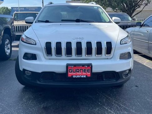 Used 2015 Jeep Cherokee Latitude AWD/4WD image 2