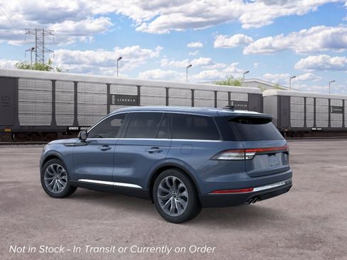 New 2026 Lincoln Aviator AWD image 4