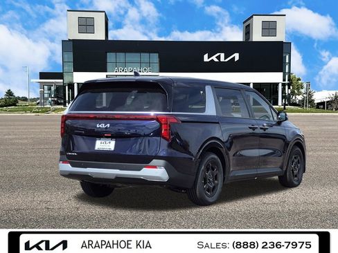 New 2026 Kia Carnival FWD image 5